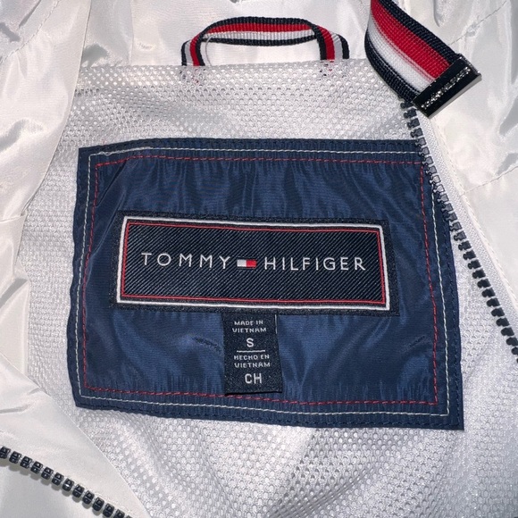Tommy Hilfiger Rain Coat - Picture 1 of 3